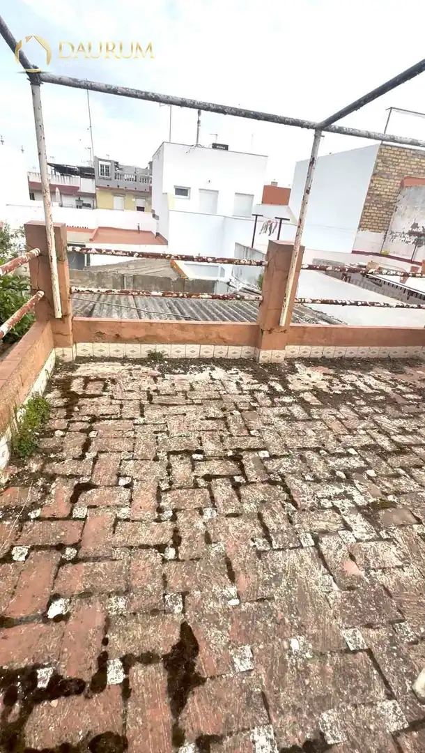 Terrace of Houses for sale in Sevilla  with Air Conditioner, Terrace and Storage room