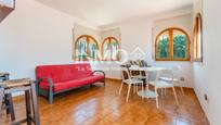 Sala d'estar de Casa o xalet en venda en Cambrils amb Aire condicionat, Jardí privat i Terrassa