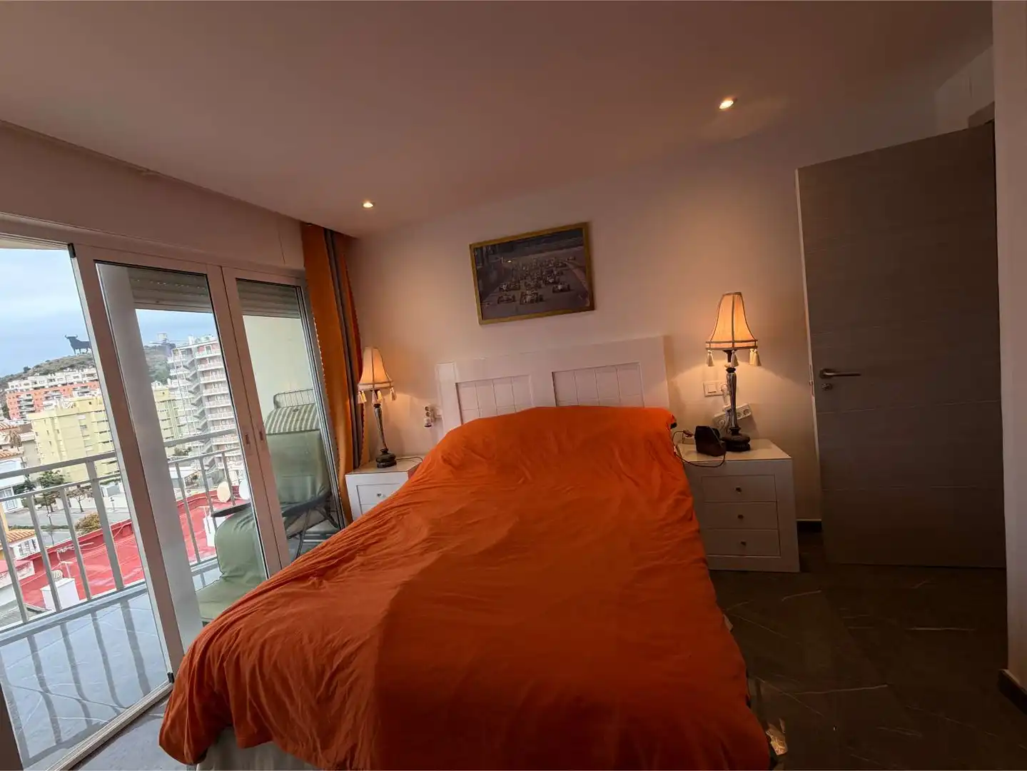 Habitación de Piso en venta en Fuengirola con Terraza, Amueblado y Piscina comunitaria