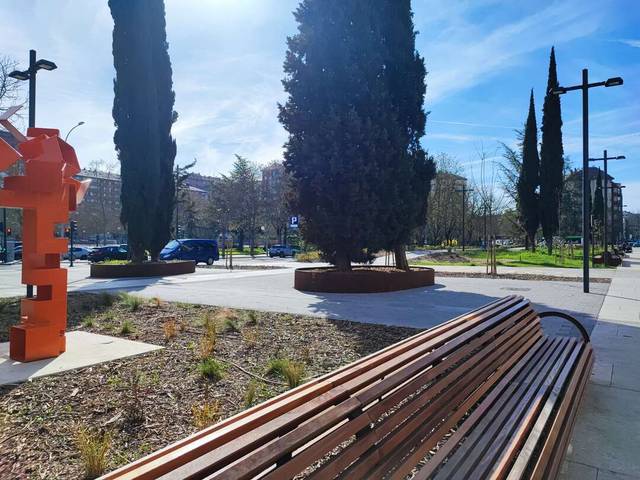 Local comercial en Alquiler en Calle de los Herrán en Santiago - Arana