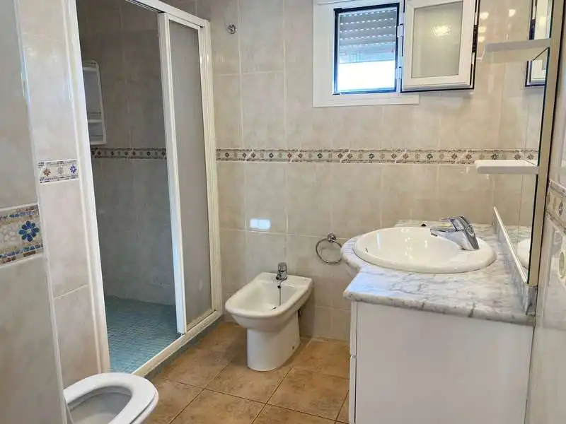 Bany de Casa o xalet en venda en Vinaròs amb Aire condicionat i Jardí privat