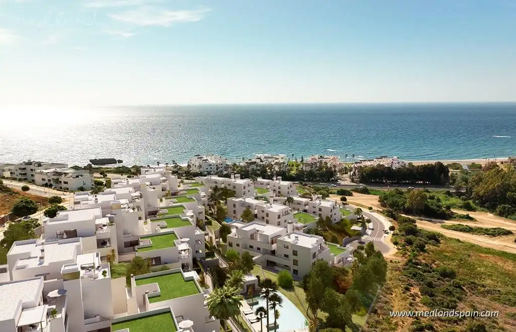 Apartament amb piscina en venda a Bahía de Casares, imagen 2