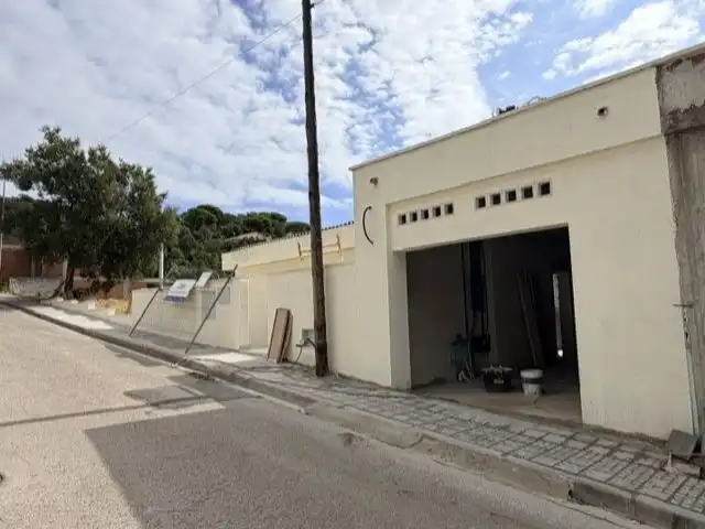 Chalet con jardín en venta en C/ Cardona 11A, imagen 4