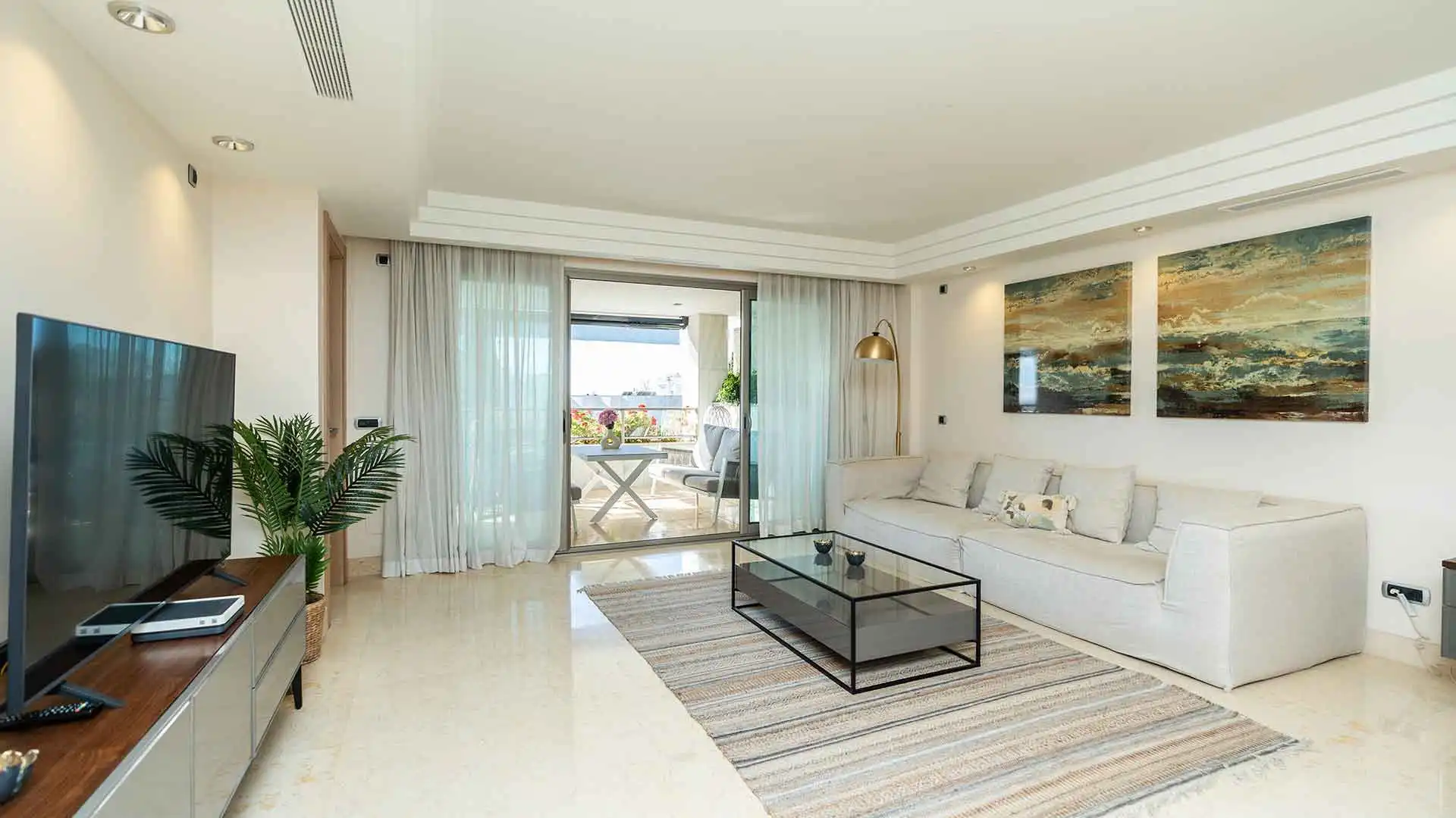 Sala de estar de Apartamento en venta en Marbella con Aire acondicionado, Terraza y Trastero