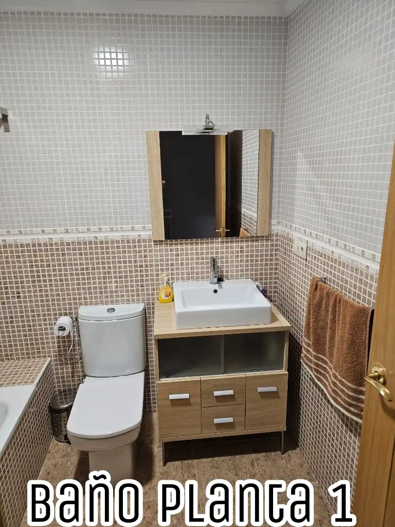 Baño de Casa adosada en venta en El Ballestero, Albacete