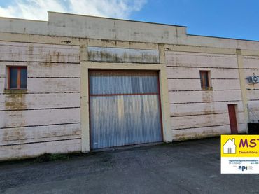 Nave industrial in affitto a Carrer Segre