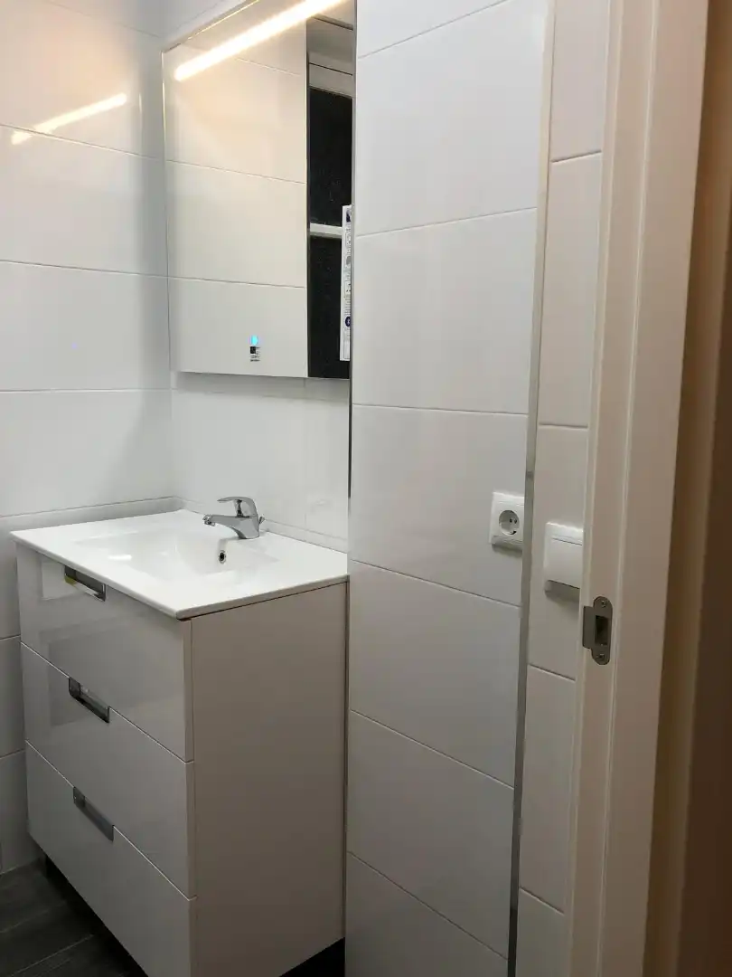 Bathroom of Flat for rent in Salamanca  with Heating, Parquet flooring and Furnished