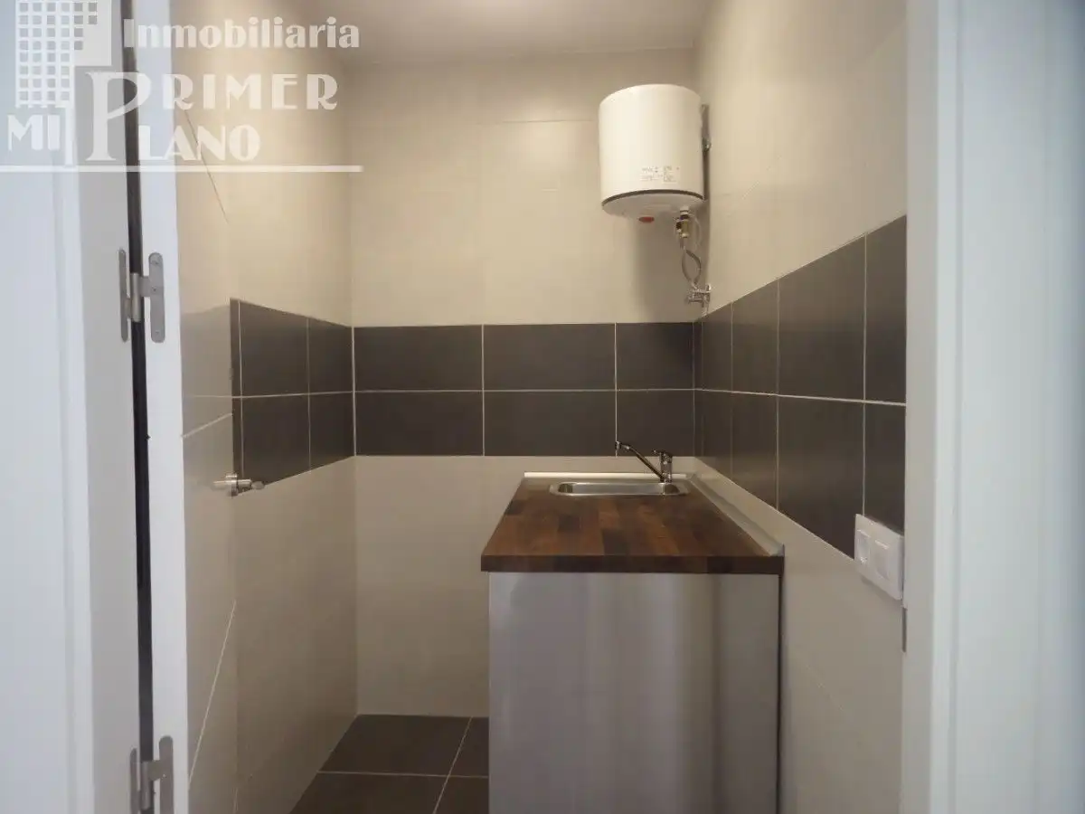 Cocina de Oficina en venta en Tomelloso con Aire acondicionado