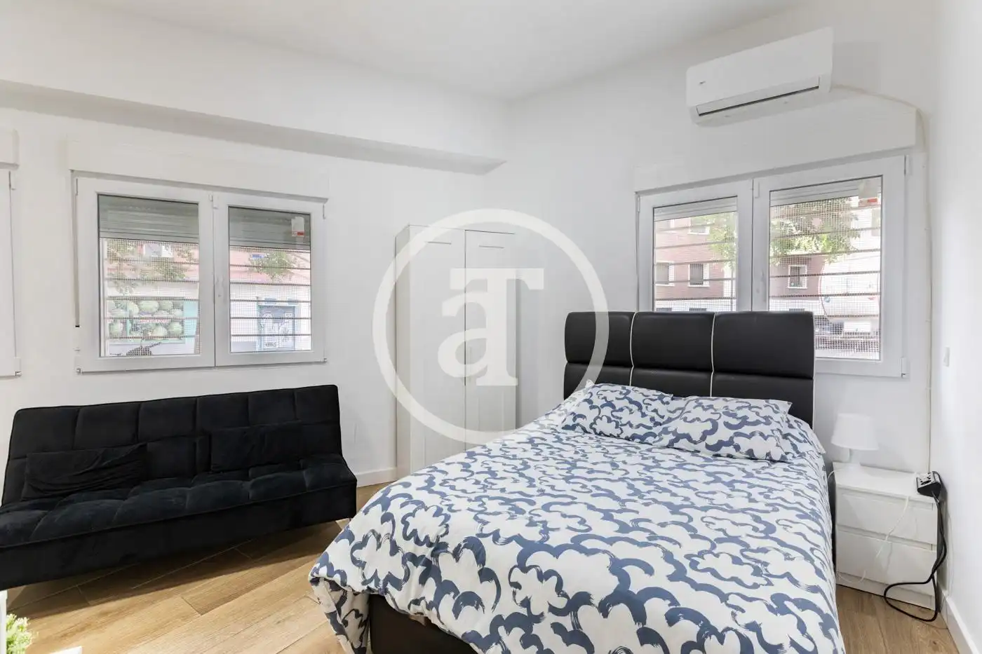 Habitación de Estudio de alquiler en Madrid con Aire acondicionado, Calefacción y Amueblado