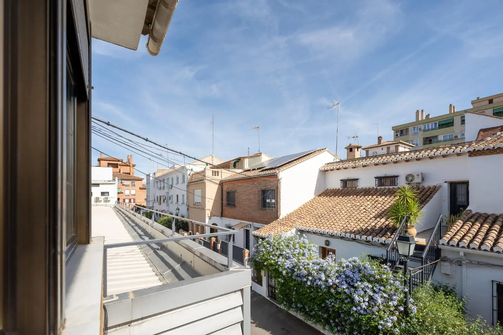 Exterior view of Houses for sale in Granada  with Air Conditioner, Heating and Private garden