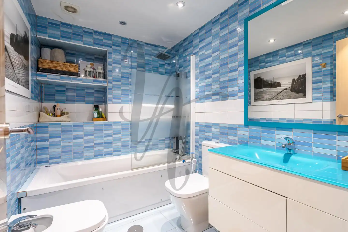 Badezimmer von Erdgeschoss zur Miete in San Sebastián de los Reyes mit Heizung