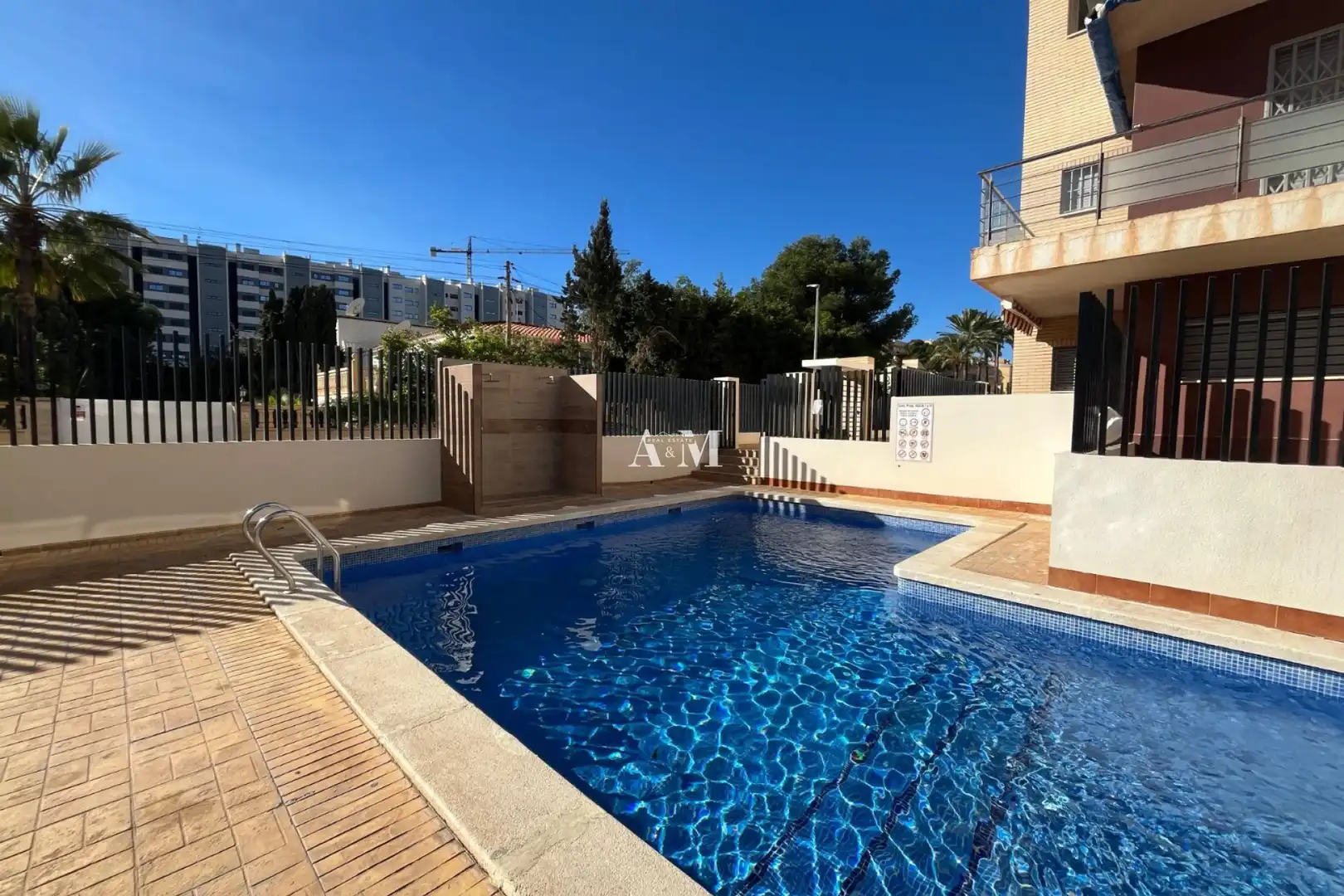 Piscina de Planta baixa de lloguer en Torrevieja amb Aire condicionat, Calefacció i Terrassa