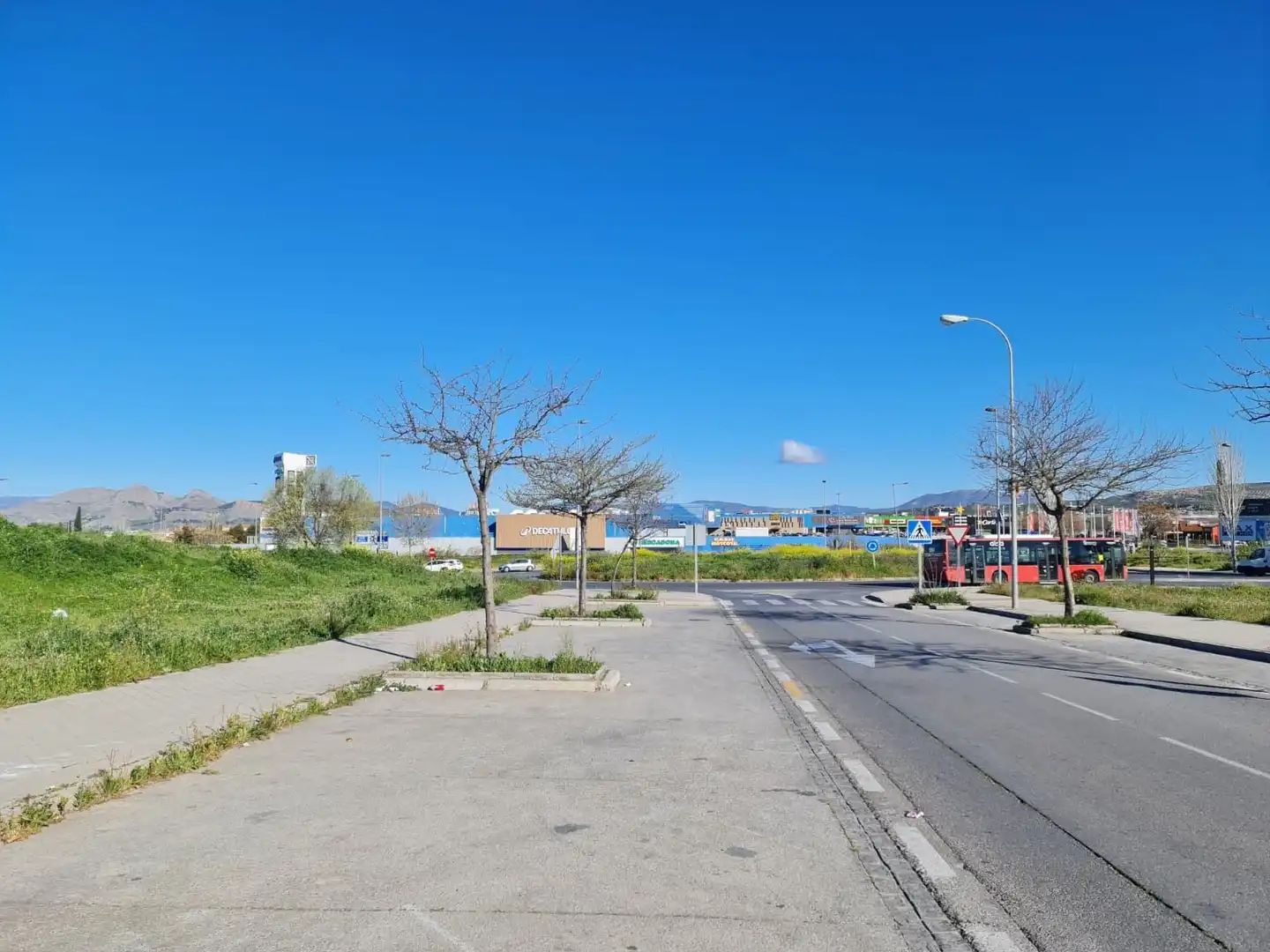 Vista exterior de Piso en venta en Granada