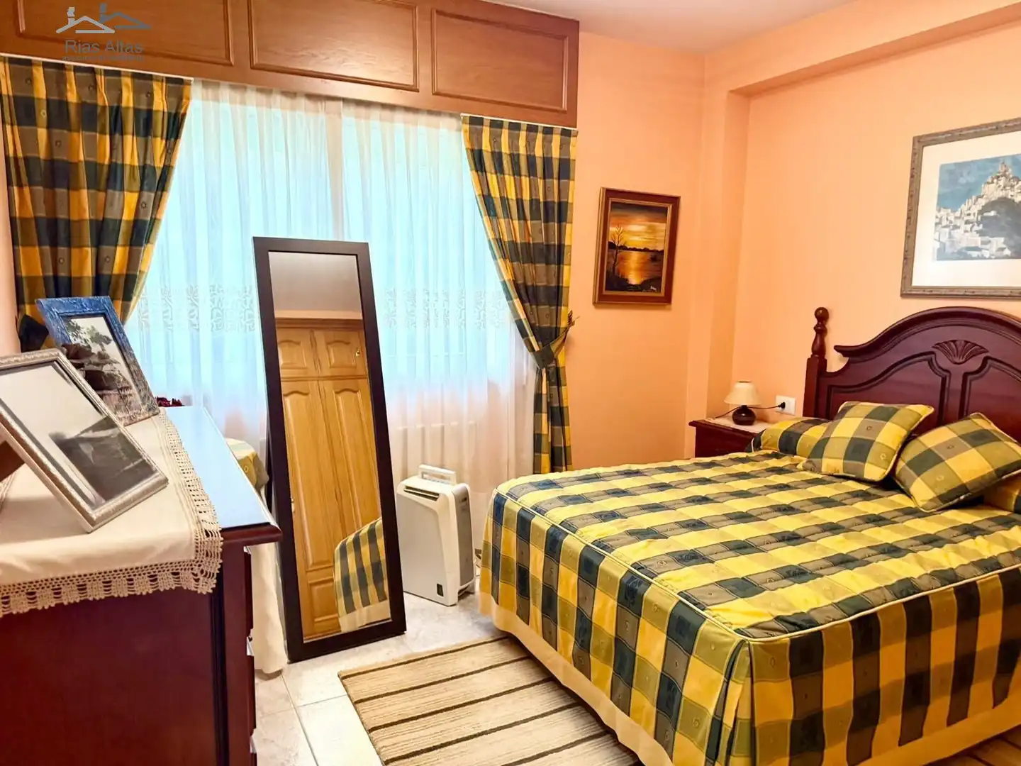 Chalet con piscina en venta en TRIBISQUEIRA, imagen 4