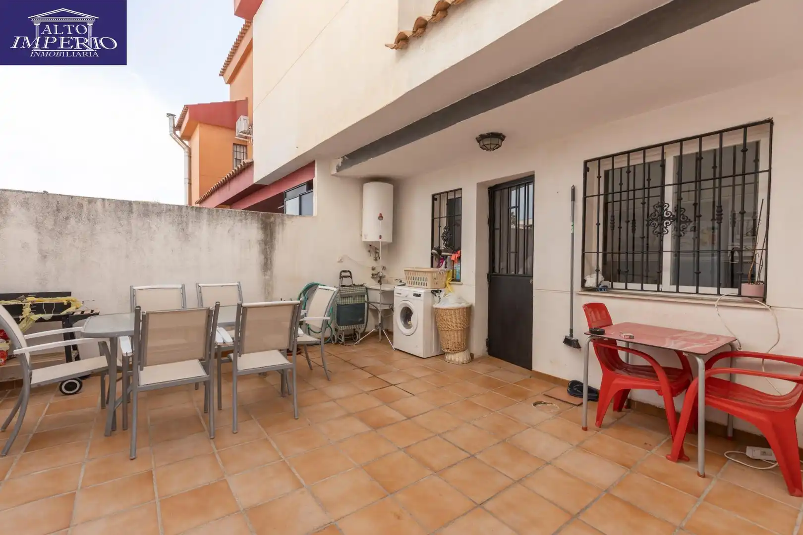 Terrasse von Haus oder Chalet zum Verkauf in Churriana de la Vega mit Klimaanlage, Terrasse und Balkon