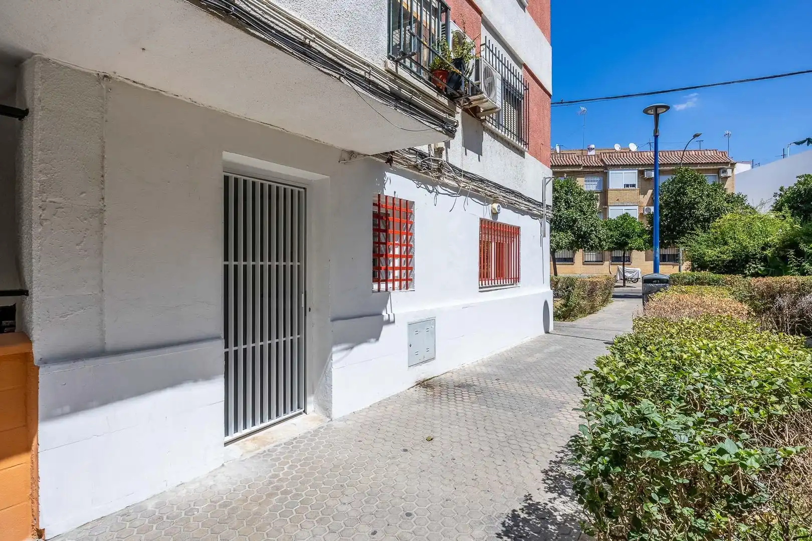 Vista exterior de Pis en venda en Sevilla amb Aire condicionat
