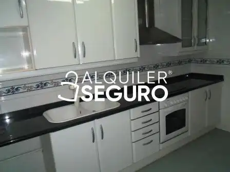 Piso de alquiler en Valle de Ayora, Barrio de Benicalap