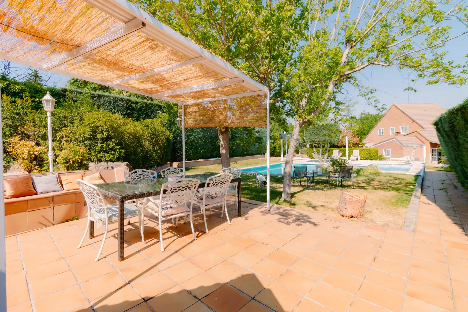 Terrassa de Casa o xalet en venda en Las Rozas de Madrid amb Calefacció, Jardí privat i Parquet