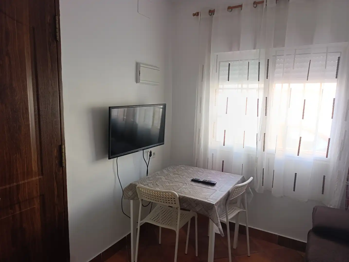 Estudio de alquiler en Calle Felipe González Vallejo, Campanillas