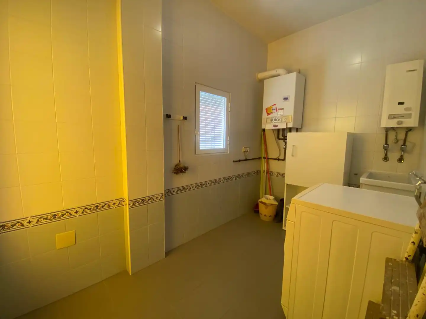 Baño de Piso en venta en Valdepeñas con Aire acondicionado, Calefacción y Parquet