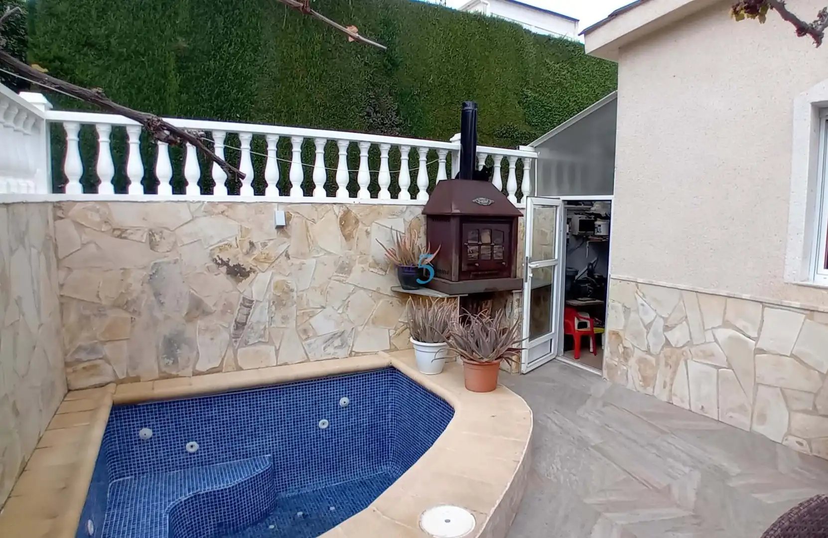 Piscina de Casa adosada en venda en Orihuela amb Aire condicionat, Calefacció i Terrassa