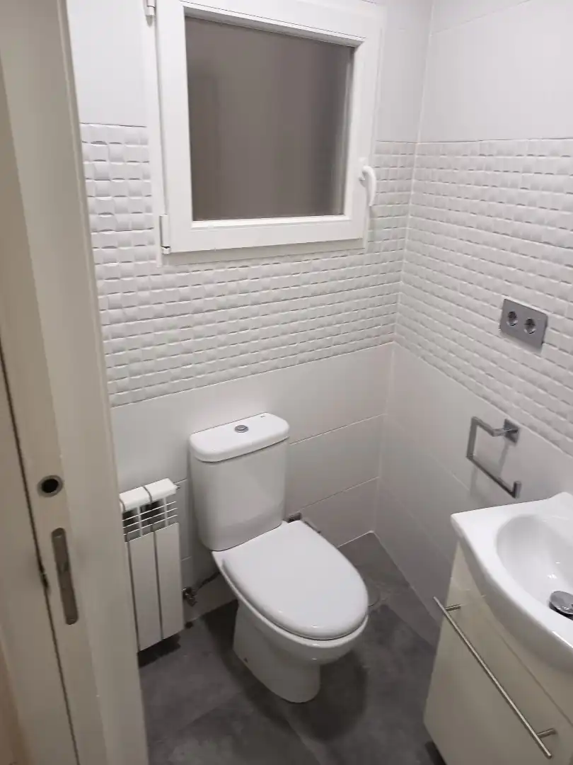 Bathroom of Flat for rent in Murcia  with Air Conditioner, Heating and Furnished