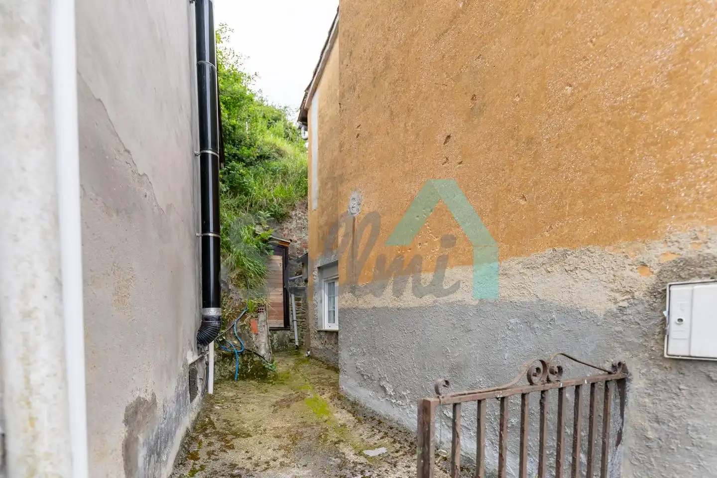 Casa adosada en venda en Langreo amb Calefacció, Jardí privat i Parquet