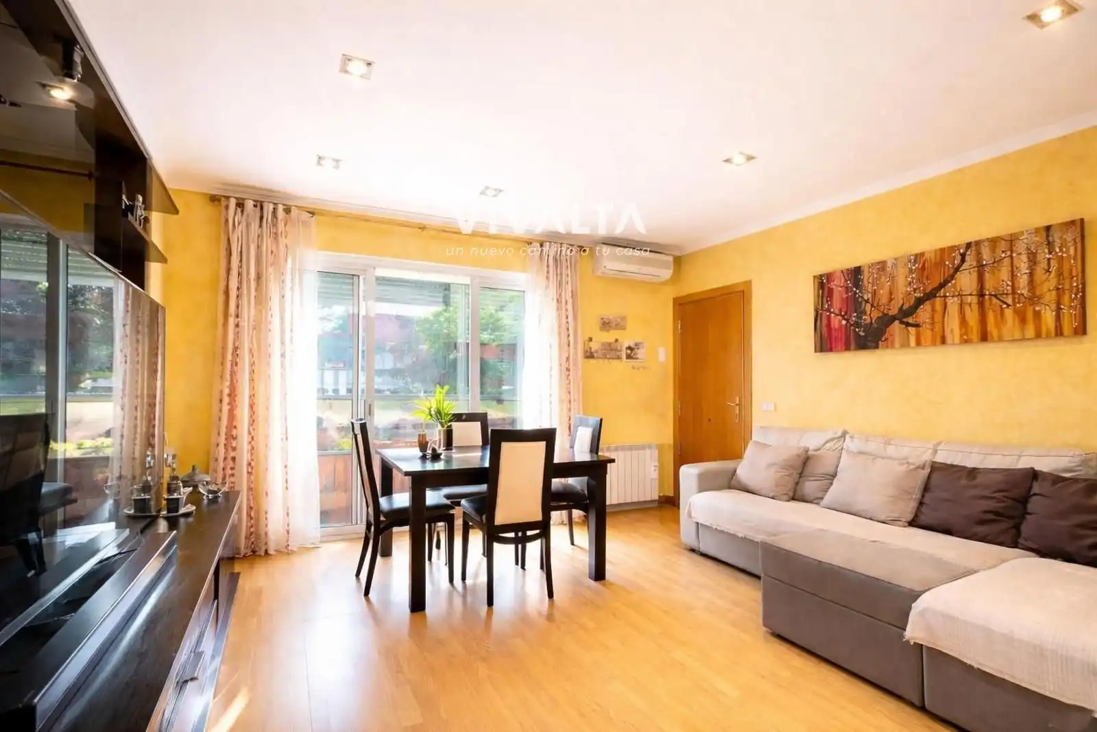 Vista exterior de Piso en venta en Madrid con Aire acondicionado, Calefacción y Terraza