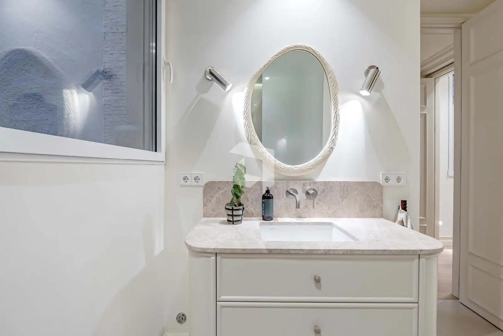 Badezimmer von Wohnung zum Verkauf in Madrid mit Klimaanlage, Heizung und Terrasse