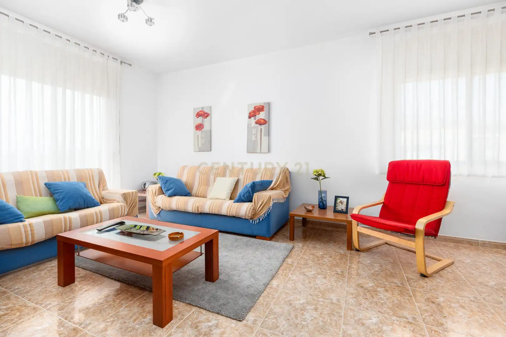 Sala de estar de Casa o chalet en venta en Fogars de la Selva con Jardín privado, Trastero y Piscina