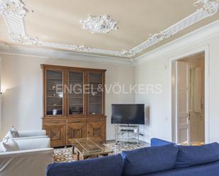 Living room of Apartment to rent in  Barcelona Capital  with Air Conditioner, Heating and Terrace