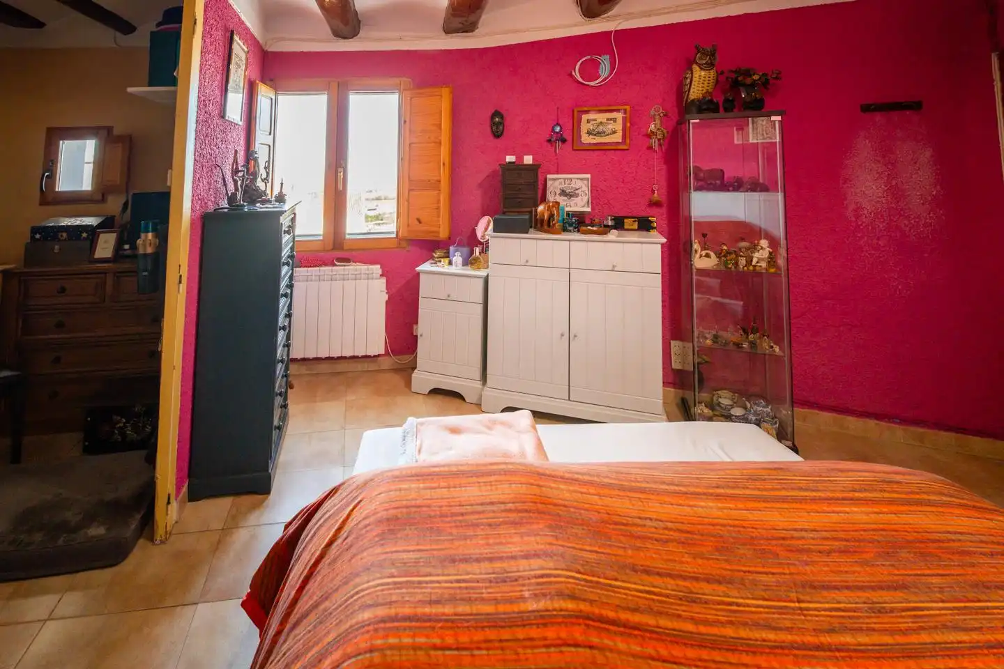 Habitación de Casa o chalet en venta en Almonacid de la Sierra con Calefacción, Terraza y Balcón