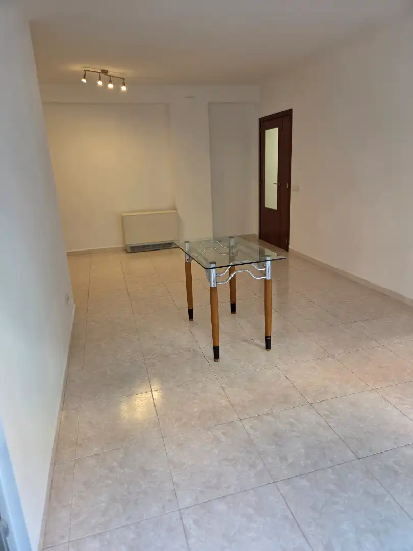Comedor de Piso de alquiler en Barcelona con Calefacción, Horno y Lavadora