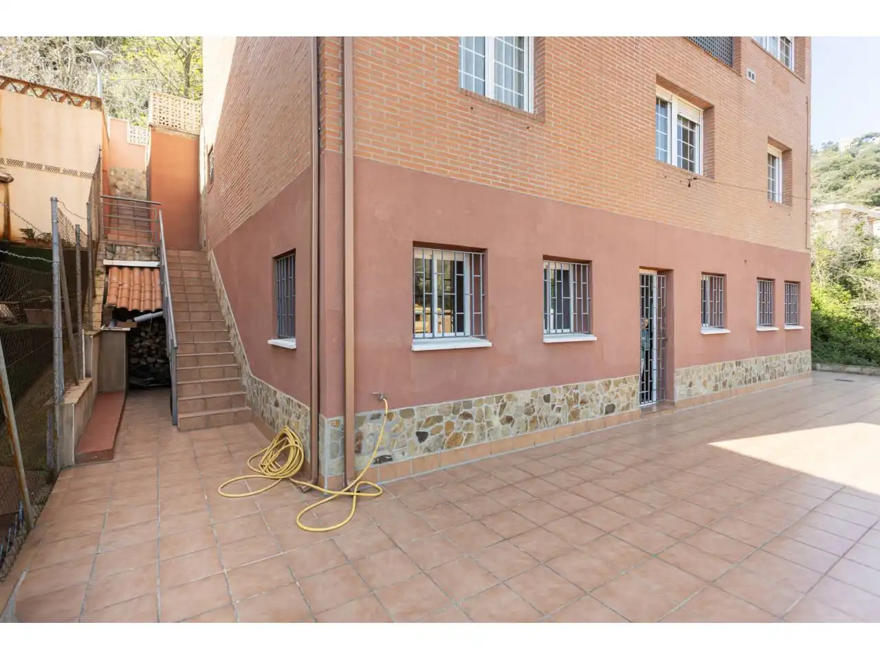 Exterior view of Houses for sale in Barcelona  with Air Conditioner, Heating and Terrace