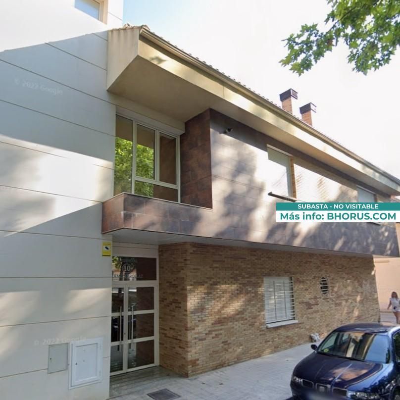 Vista exterior de Pis en venda en Ciudad Real Capital amb Jardí privat