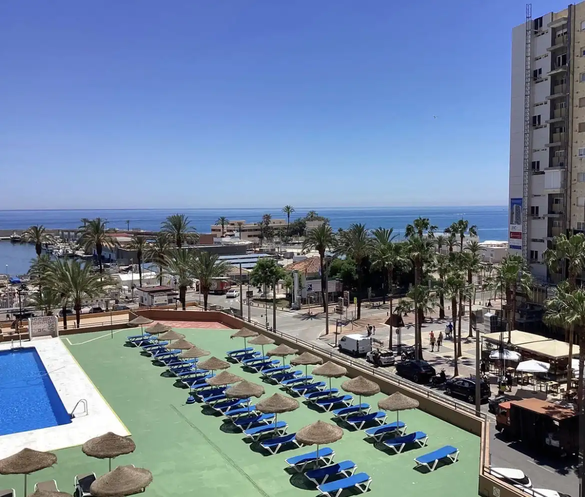 Flat with pool for sale in Puerto Deportivo, imagen 2