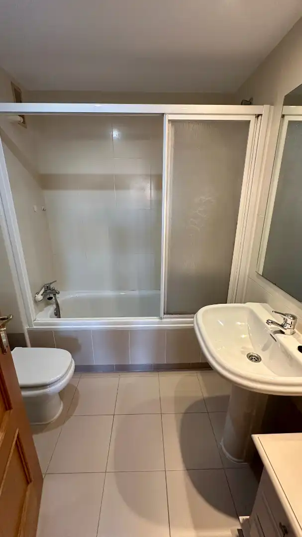 Flat with terrace for sale in Calle Ronda del Castillo, imagen 16