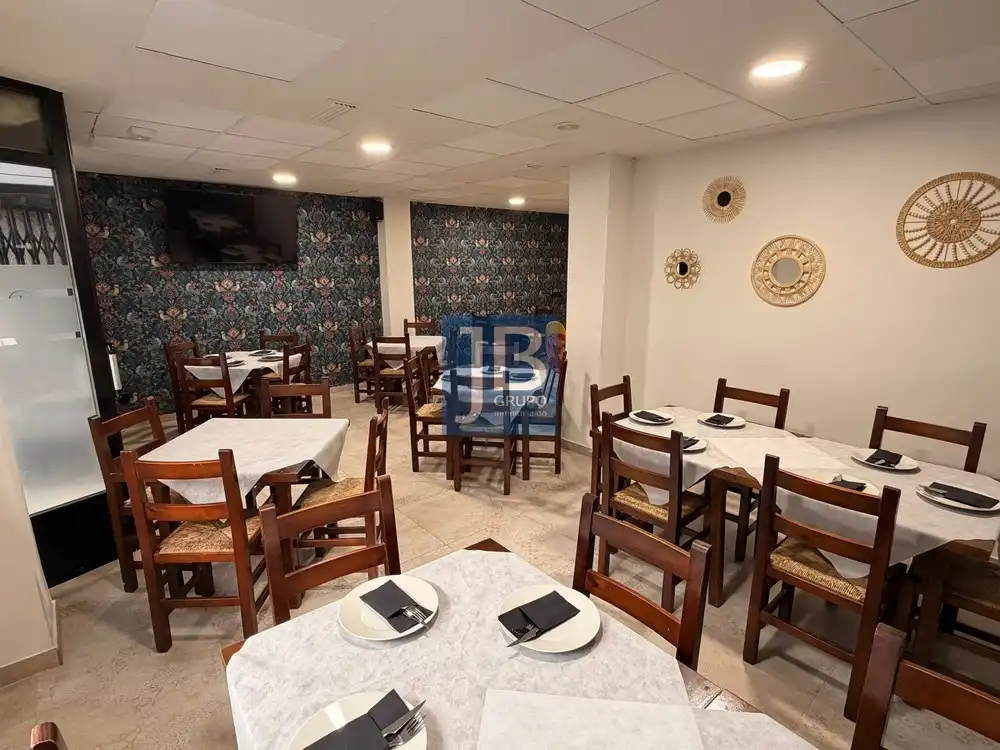 Business premises for transfer in Carrer Pintor Perales, imagen 12