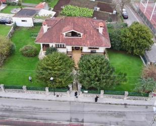 Exterior view of House or chalet for sale in Torrelavega   with Heating, Parquet flooring and Terrace