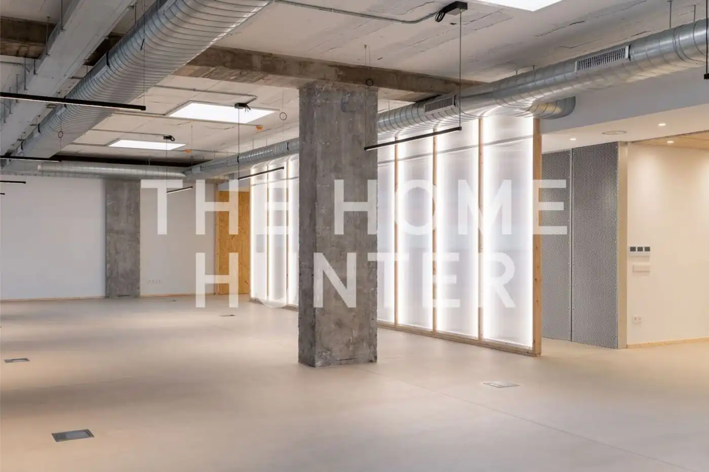 Büro zur Miete in Barcelona mit Heizung und Abstellraum