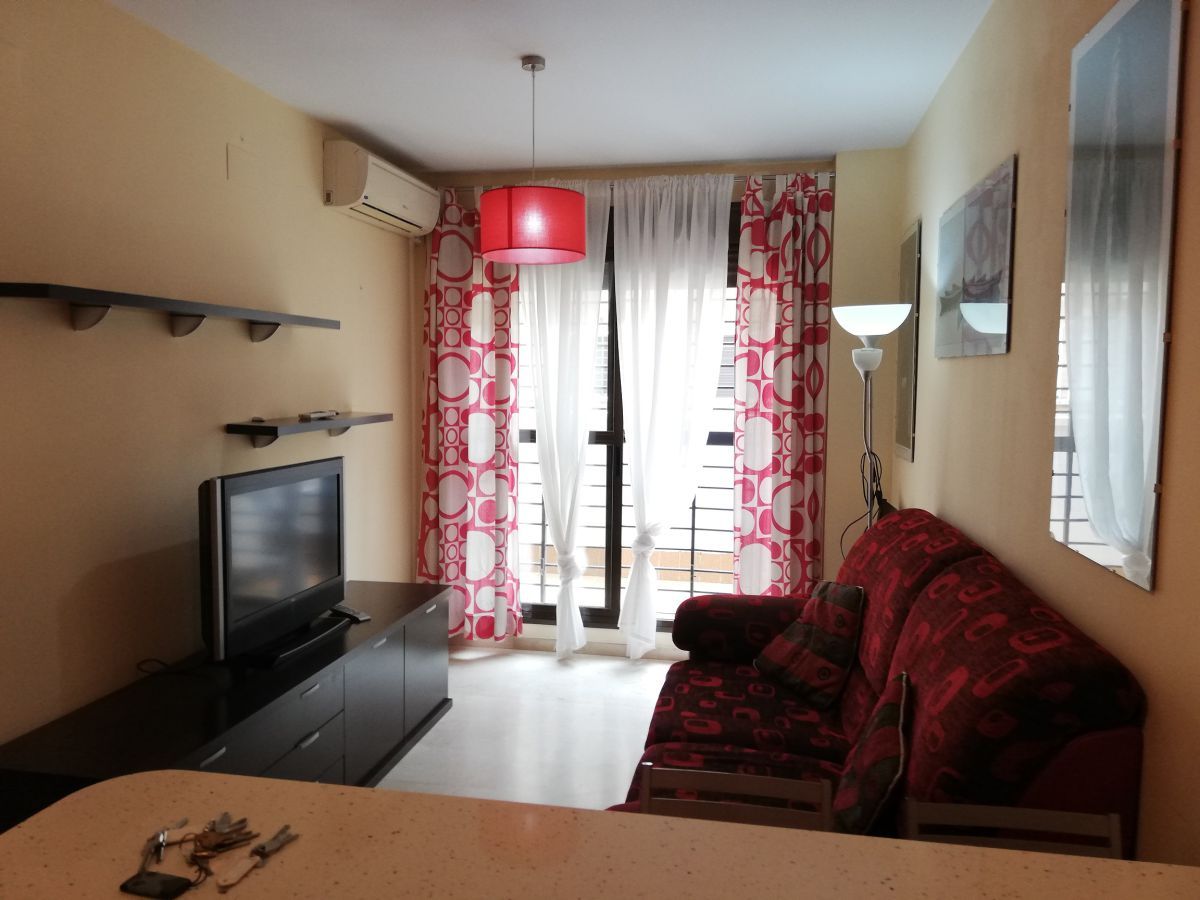 Living room of Apartment to rent in  Huelva Capital  with Terrace, Storage room and Furnished