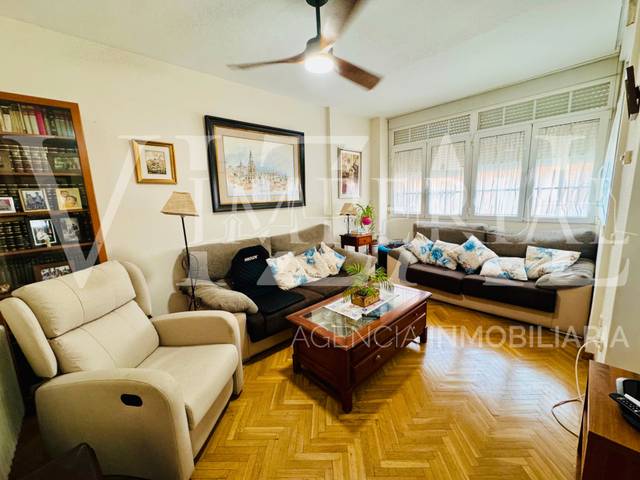 Casa-chalet en Venta en Calle Recodo del Pinar en Avenida Europa - San Antón