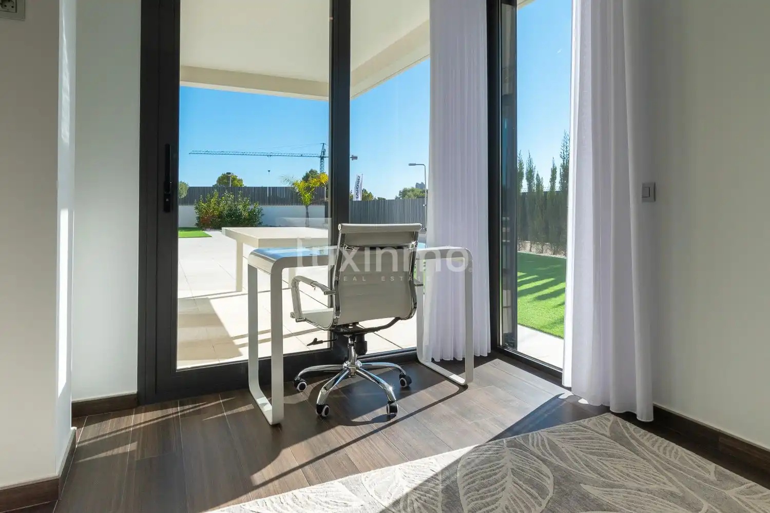 Detached house with pool for sale in Golf Bahía, imagen 10
