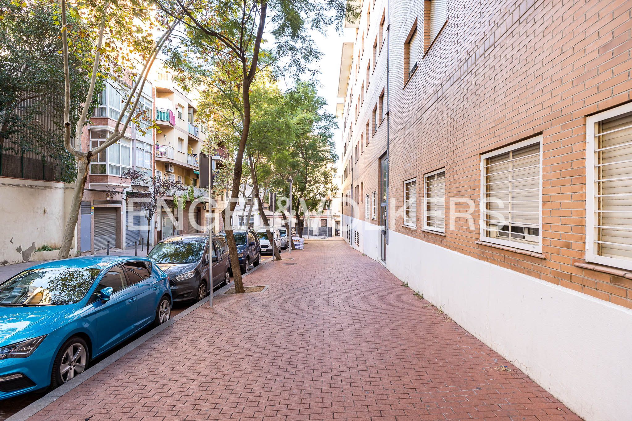 Exterior view of Apartment for sale in  Barcelona Capital  with Heating, Terrace and Balcony