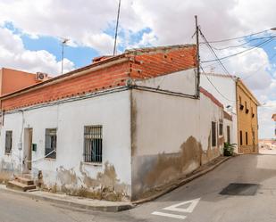 Vista exterior de Casa adosada en venda en La Alberca de Záncara 