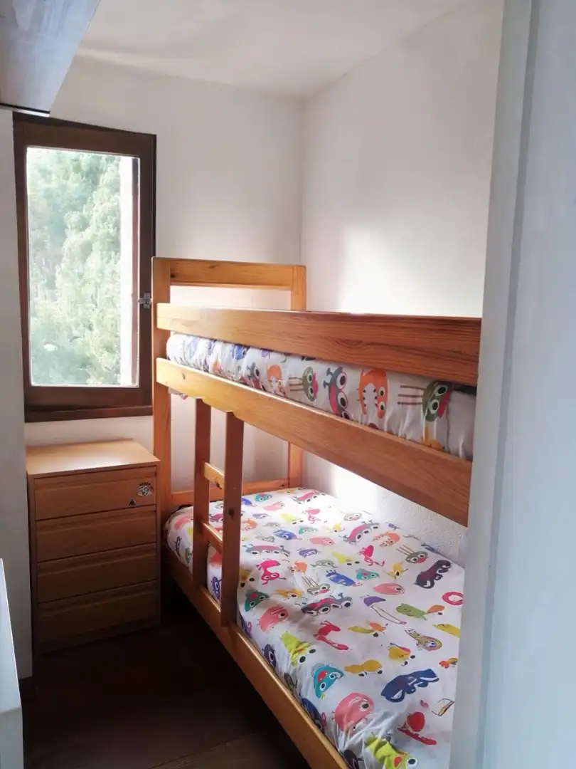 Habitación de Apartamento en venta en Les Angles con Calefacción, Trastero y Amueblado
