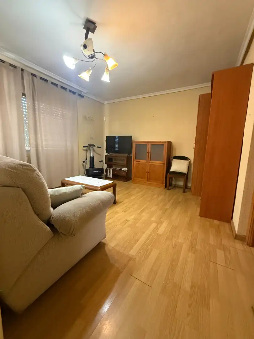 Piso en venta en Calle del Puerto de Alsasua, Palomeras Bajas