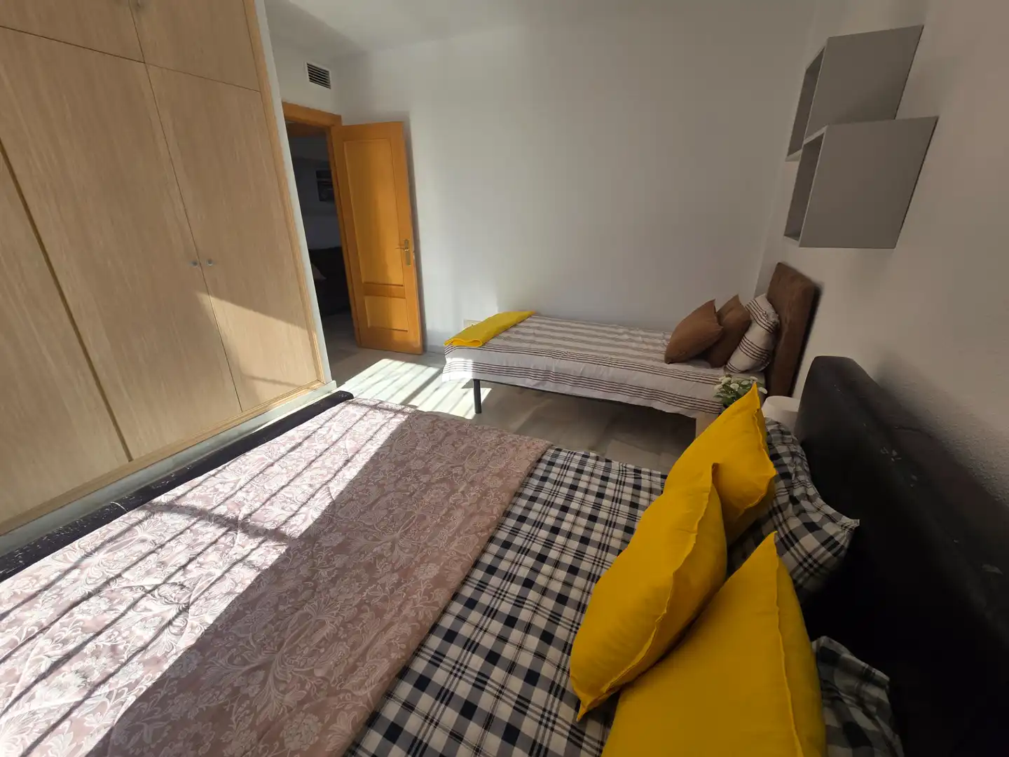 Schlafzimmer von Dachboden zum Verkauf in Mijas mit Klimaanlage, Heizung und Terrasse