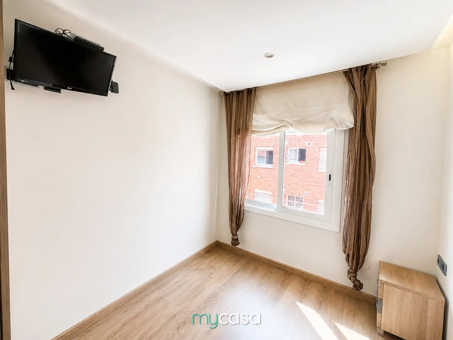 Habitación de Piso en venta en Badalona con Aire acondicionado, Calefacción y Parquet
