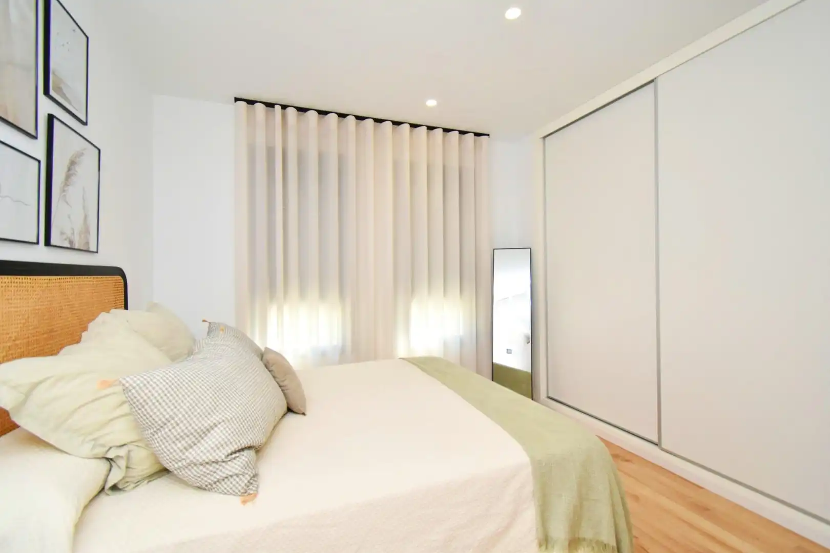 Schlafzimmer von Wohnung zum Verkauf in El Ejido mit Klimaanlage, Terrasse und Abstellraum